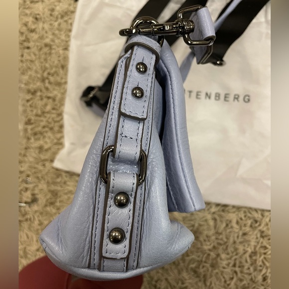 Aimee Kestenberg Blue Leather Crossbody Zip Me Up Purse - Picture 9 of 10